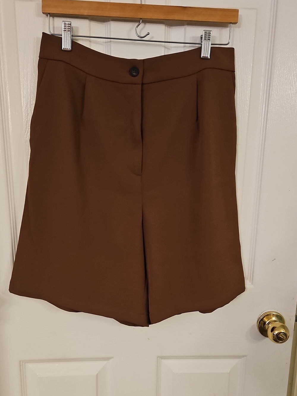 MELLODAY High-Waist Brown Tailored Shorts